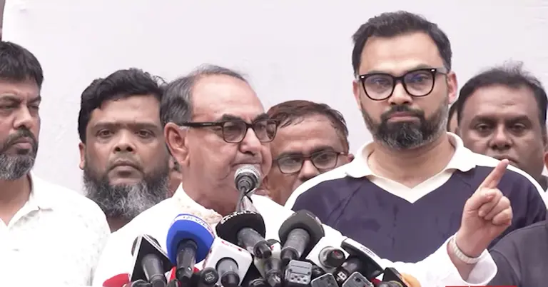 ‘মিটফোর্ড হত্যাকাণ্ডে বিএনপির কোনো সম্পর্কই নেই; এনসিপির নেতাদের সঙ্গে জড়িতদের ছবি আছে’